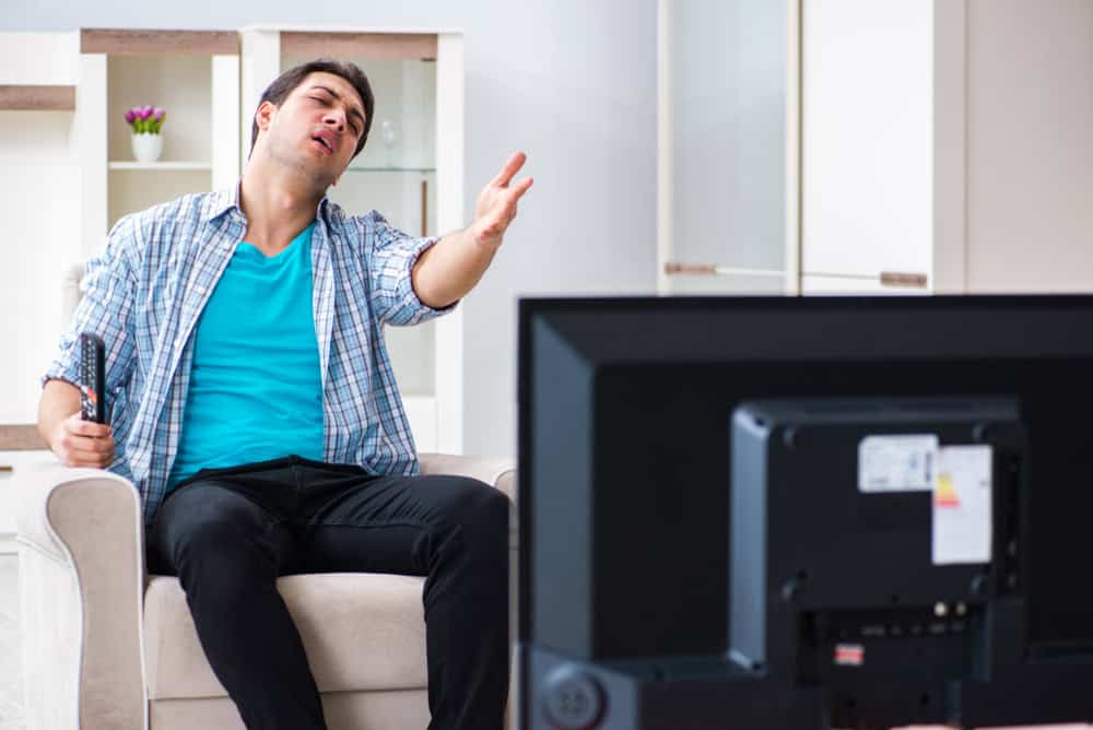 Why Does my LG TV Keep Turning Off