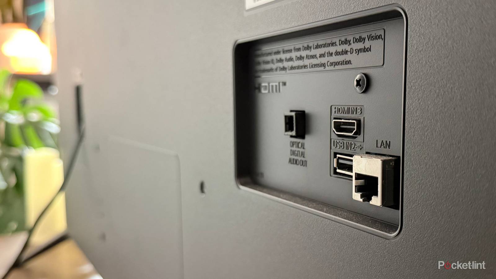 3 reasons I avoid using my TV's Ethernet port
