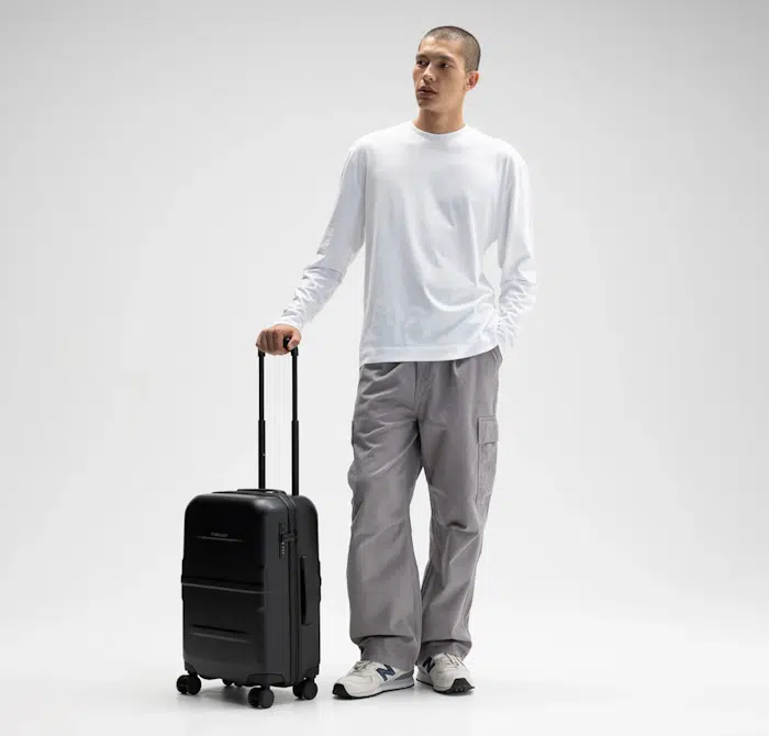 Stubble & Co Hardshell 40L Cabin Suitcase Makes Packing Effortless